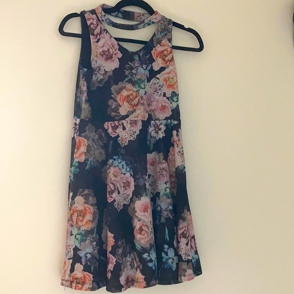 Girls dress